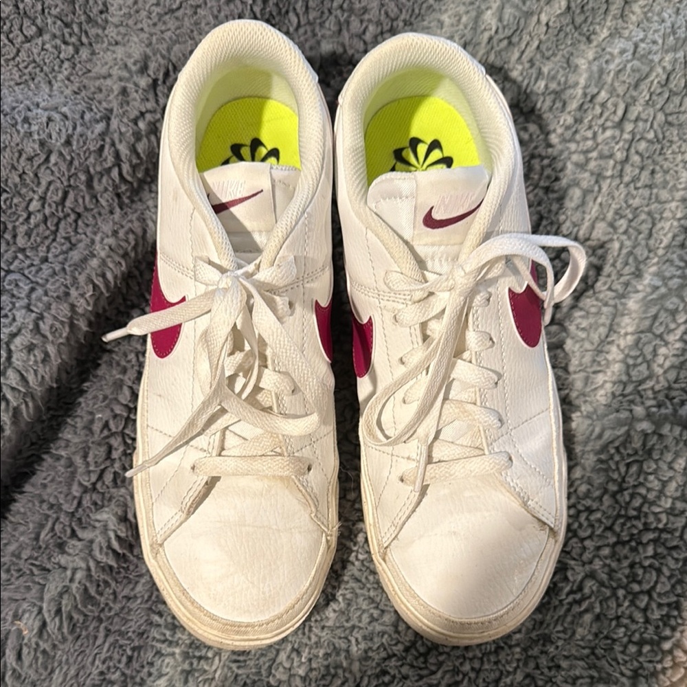 Nike White and Pink Sneakers